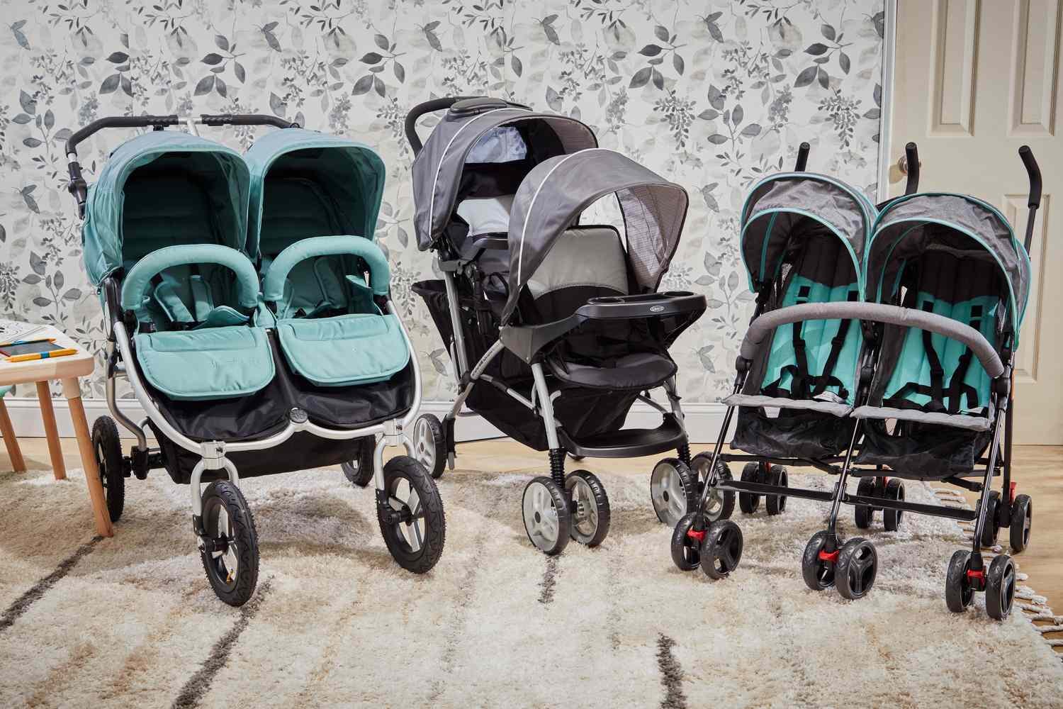 Pram VS Stroller: Which One is More Practical in 2024?